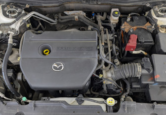 Подержанный автомобиль Mazda 6 Liftback 2012 года (9 фото)