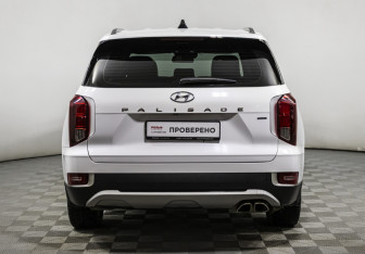 Подержанный автомобиль Hyundai Palisade 2019 года (6 фото)