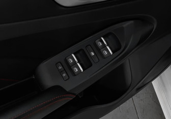 Подержанный автомобиль Kaiyi E5 2023 года (22 фото)