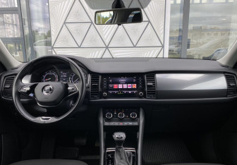 Подержанный автомобиль Skoda Kodiaq 2020 года (11 фото)