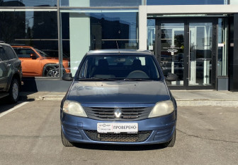 Подержанный автомобиль Renault Logan Sedan 2011 года (2 фото)