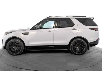 Подержанный автомобиль Land Rover Discovery 2020 года (8 фото)