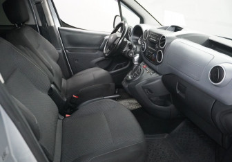 Подержанный автомобиль Citroen Berlingo 2021 года (9 фото)