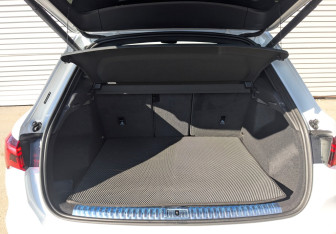 Подержанный автомобиль Audi Q3 2025 года (10 фото)