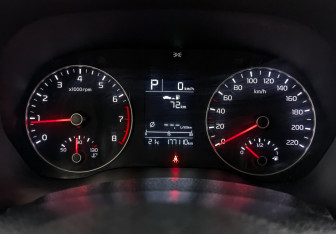 Подержанный автомобиль Kia Rio Hatchback 2021 года (12 фото)