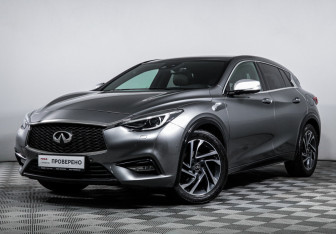 Подержанный автомобиль Infiniti Q30 2017 года (1 фото)