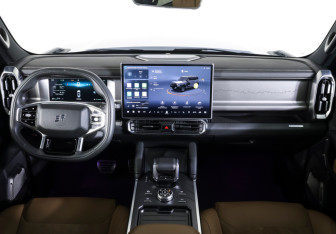 Подержанный автомобиль Jetour T2 2024 года (13 фото)