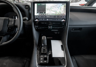 Новый Toyota Alphard 2024 (18 фото)