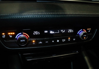 Подержанный автомобиль Mazda 6 Sedan 2018 года (17 фото)