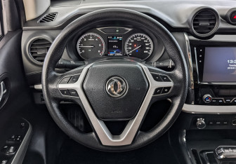 Подержанный автомобиль DongFeng DF6 2022 года (21 фото)