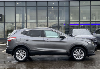 Подержанный автомобиль Nissan Qashqai 2016 года (4 фото)