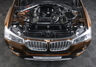 Подержанный автомобиль BMW X3 2017 года (9 фото)