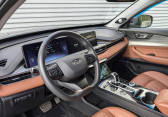 Подержанный автомобиль Chery Tiggo 8 Pro Max 2022 года (16 фото)