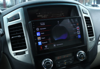 Подержанный автомобиль Mitsubishi Pajero 2017 года (16 фото)