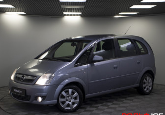 Подержанный автомобиль Opel Meriva 2008 года (16 фото)
