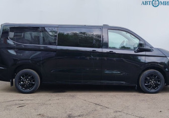 Новый Volkswagen Caravelle 2025 (4 фото)