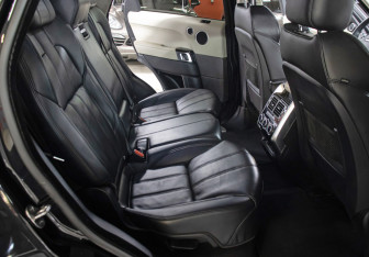 Подержанный автомобиль Land Rover Range Rover Sport 2013 года (12 фото)