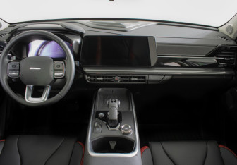 Подержанный автомобиль Haval H3 2024 года (11 фото)