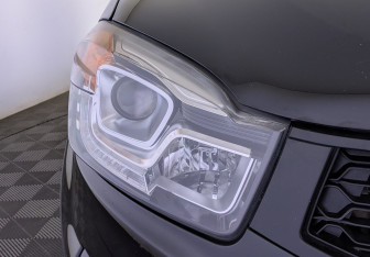 Подержанный автомобиль SsangYong Actyon 2013 года (11 фото)