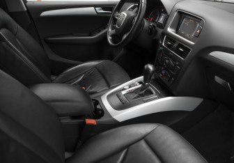 Подержанный автомобиль Audi Q5 2011 года (29 фото)