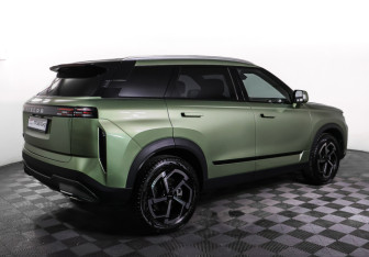 Подержанный автомобиль Jaecoo J7 2024 года (5 фото)