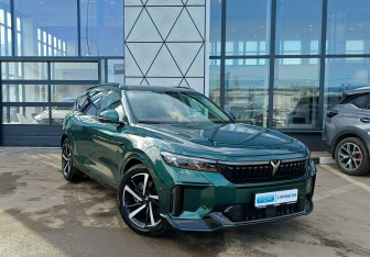 Подержанный автомобиль Voyah Free 2024 года (3 фото)