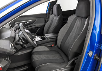 Подержанный автомобиль Peugeot 3008 2021 года (20 фото)