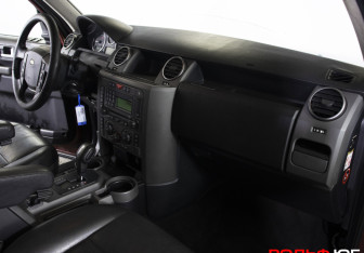 Подержанный автомобиль Land Rover Discovery 2005 года (13 фото)