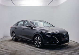 Подержанный автомобиль Changan Eado Plus 2023 года (3 фото)