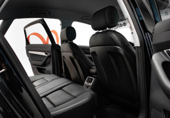 Подержанный автомобиль Audi A6 Sedan 2010 года (29 фото)