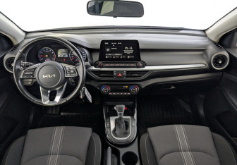 Подержанный автомобиль Kia Cerato Sedan 2021 года (24 фото)