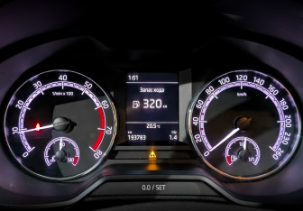 Подержанный автомобиль Skoda Octavia Liftback 2019 года (13 фото)