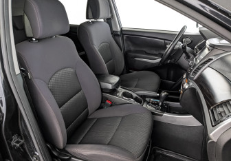 Подержанный автомобиль SsangYong Actyon 2013 года (24 фото)