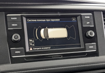 Подержанный автомобиль Volkswagen Caravelle 2021 года (28 фото)