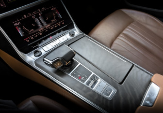 Подержанный автомобиль Audi A6 Sedan 2022 года (29 фото)