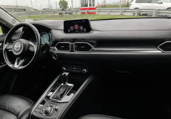 Подержанный автомобиль Mazda CX-5 2019 года (9 фото)