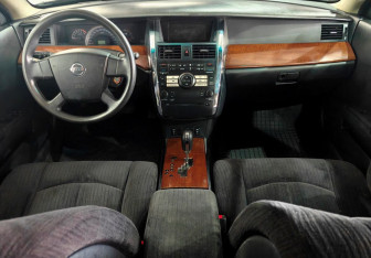 Подержанный автомобиль Nissan Teana 2006 года (11 фото)