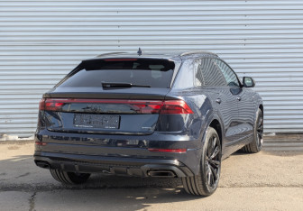 Новый Audi Q8 2025 (2 фото)