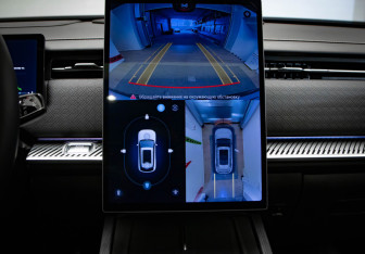 Подержанный автомобиль Jaecoo J7 2023 года (19 фото)