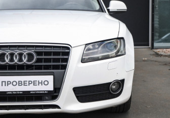 Подержанный автомобиль Audi A5 Coupe 2009 года (18 фото)