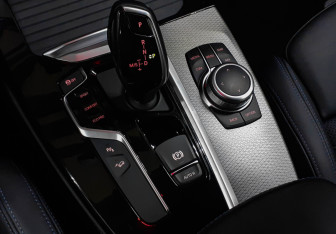 Подержанный автомобиль BMW X4 2019 года (19 фото)