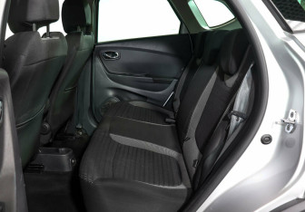 Подержанный автомобиль Renault Kaptur 2020 года (12 фото)