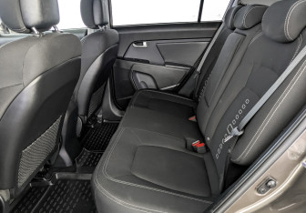 Подержанный автомобиль Kia Sportage 2015 года (18 фото)