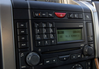 Подержанный автомобиль Land Rover Range Rover Sport 2008 года (17 фото)