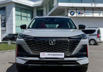 Подержанный автомобиль Changan CS55PLUS 2023 года (2 фото)