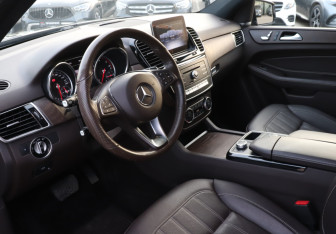 Подержанный автомобиль Mercedes-Benz GLE 2018 года (13 фото)