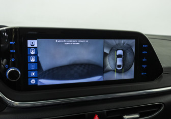 Подержанный автомобиль Hyundai Sonata 2019 года (14 фото)