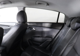Подержанный автомобиль Kia Rio Hatchback 2020 года (12 фото)