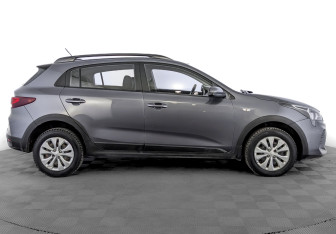 Подержанный автомобиль Kia Rio Hatchback 2021 года (4 фото)