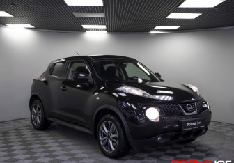 Подержанный автомобиль Nissan Juke 2012 года (20 фото)